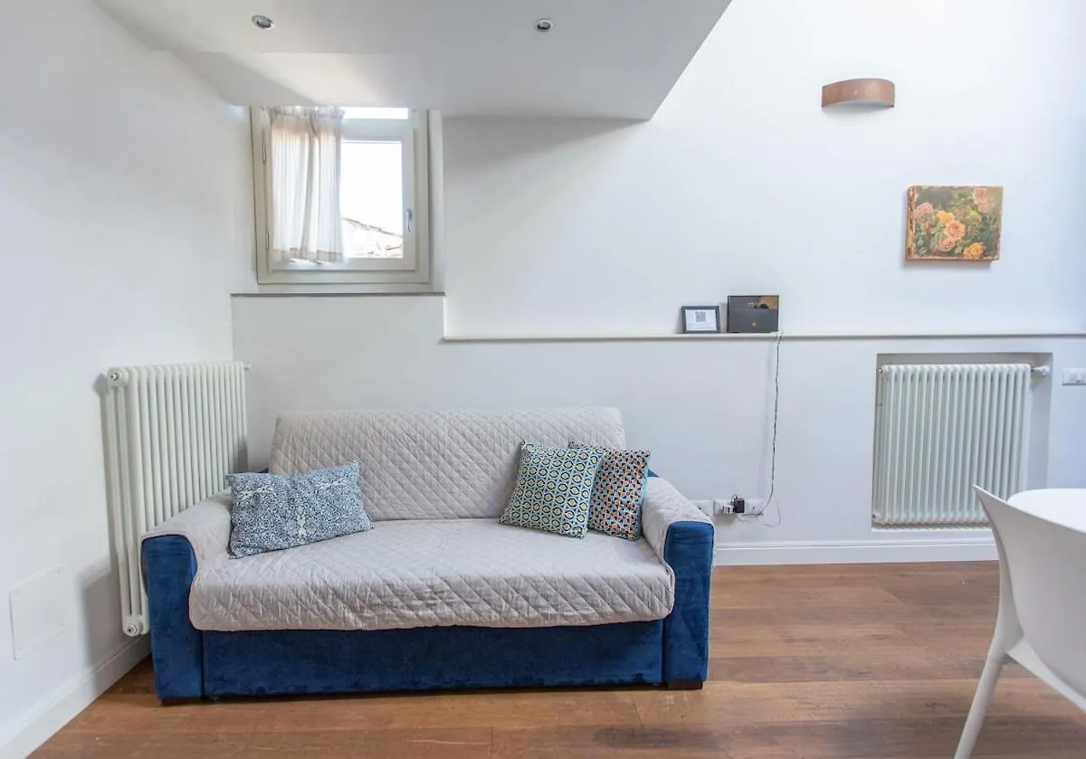 Cozy Apartment In San Frediano Florença