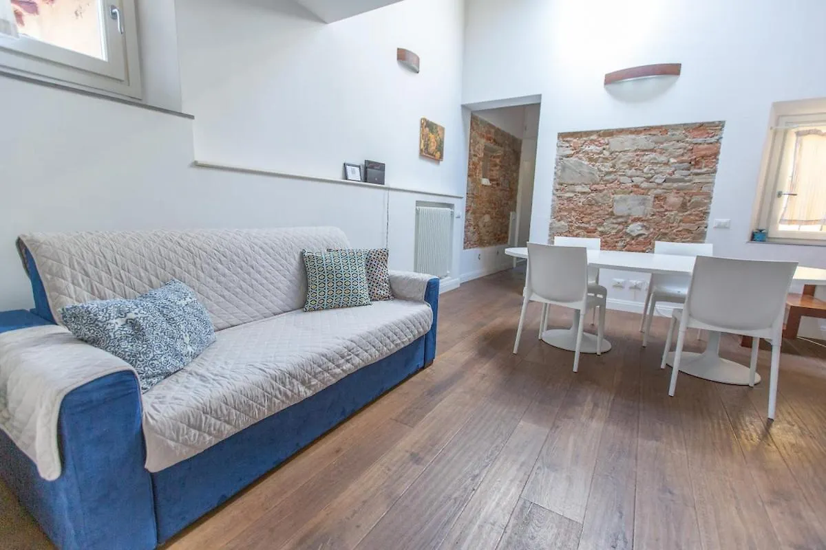 Cozy Apartment In San Frediano Florença Itália
